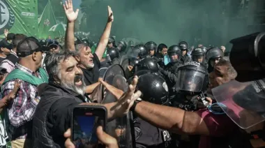 ATE marcha contra los despidos en IOSFA/OSFA y reclama por los puestos de trabajo