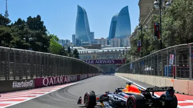 Bakú rompe la rutina: por qué el GP de Azerbaiyán se corre el sábado