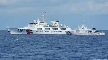 Filipinas acusa a China de bloquear una misión de suministros en el mar