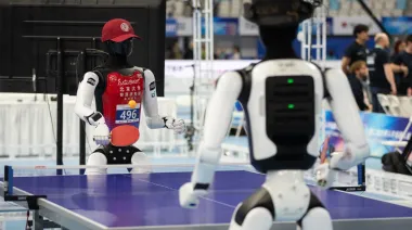 Robots para entrenar al tenis, pádel y básquet: la gran apuesta de China