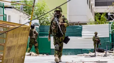 La ONU da seis meses más a la fuerza antibandas en Haití mientras crece la violencia