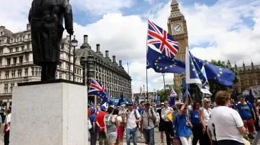 Burnham presenta su hoja de ruta para Reino Unido: Brexit, pensiones y servicios