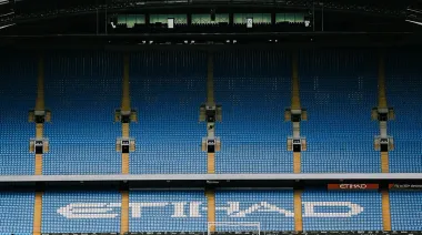 Manchester City, culpable: infló sus finanzas en casi 1.200 millones de dólares