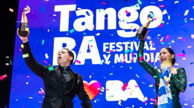 Al ritmo del 2x4: una pareja de Córdoba es la nueva campeona mundial de Tango Pista