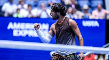 Alcaraz volvió al US Open con triunfo tras 139 días fuera del circuito