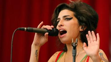 Back To Black cumple 20 años: el concierto en Londres que revive a Amy Winehouse