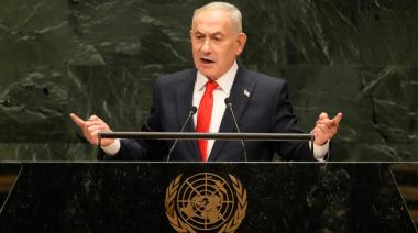 Netanyahu llevó un beeper a la ONU: el símbolo del golpe israelí contra Hezbollah
