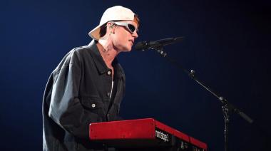 Justin Bieber hizo una sesión improvisada con amigos en el MacArthur Park: mirá el video