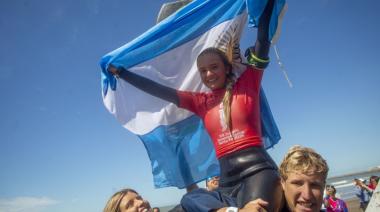 Isabella Assmann salió campeona en bodyboard y le dio otra medalla de oro a la Argentina
