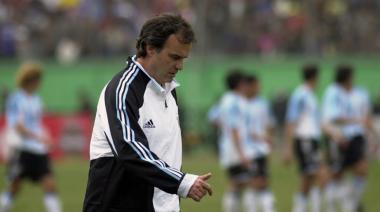 A 22 años de la salida de Bielsa de la Selección Argentina: cómo fue el último partido