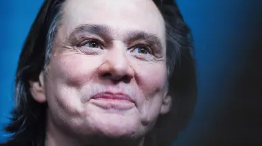 Jim Carrey se casó en secreto con una mujer 32 años menor: quién es su esposa