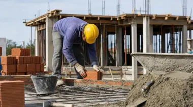 Industria y construcción frenan la caída, pero no logran salir de la crisis