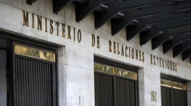 Chile retira fondos al Instituto de Campos de Hielo Sur y reorganiza estudios fronterizos
