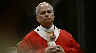León XIV será operado: qué ocurre con el gobierno de la Iglesia durante su recuperación
