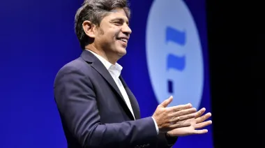 Mendoza y Córdoba le abren la puerta a Kicillof para pelear en todo el país