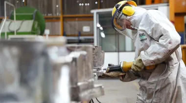 Uruguay: la industria creció 4,8% en agosto, pero sin refinería avanzó solo 1%