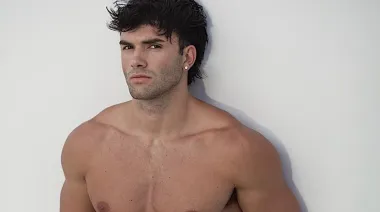 Las fotos hot de Juani Delca, el influencer que apuesta fuerte a OnlyFans
