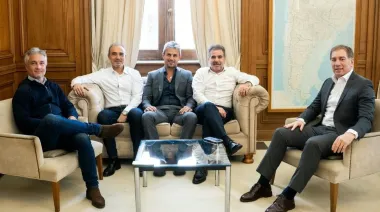 Santilli reunió al PRO en Casa Rosada para negociar el Presupuesto y las PASO