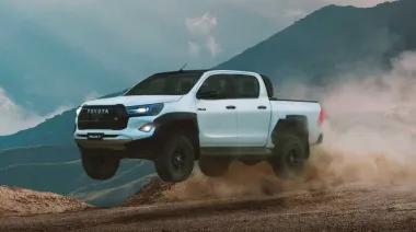 Toyota entra al RIGI y acelera una nueva pick up híbrida hecha en Buenos Aires