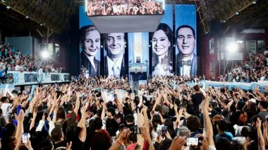 En el aniversario de Néstor Kirchner, Máximo apuntó contra Milei y defendió a Cristina