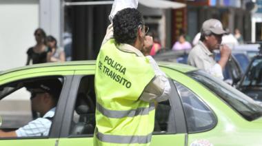 Córdoba: un inspector de Tránsito detenido por balear una casa por una presunta deuda