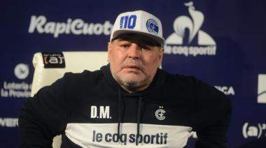 “Se hubiera salvado”: la acusación de Baudry contra el equipo médico de Maradona