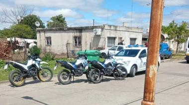 Mataron a un hombre frente a su casa y los dos sospechosos se entregaron: uno es menor de edad