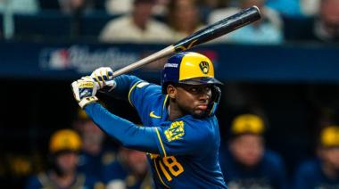 Milwaukee, a una victoria de su primera Serie Mundial: esta noche puede barrer a los Rays