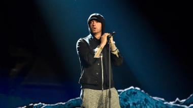 Eminem lanzó un videojuego gratis en 16 bits que podés jugar desde tu navegador