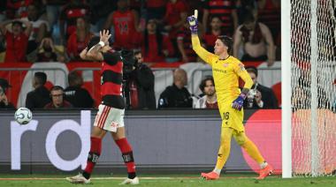 ¡Maracanazo Pincha! Estudiantes aguantó con diez y es finalista de la Copa Libertadores