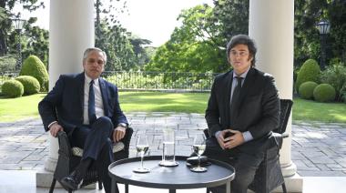 Alberto Fernández reveló su advertencia a Javier Milei antes de asumir: “No me escuchó”