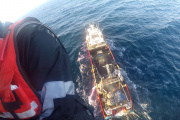 Espectacular rescate en el Mar Argentino:  Prefectura aeroevacuó de urgencia al tripulante de un pesquero