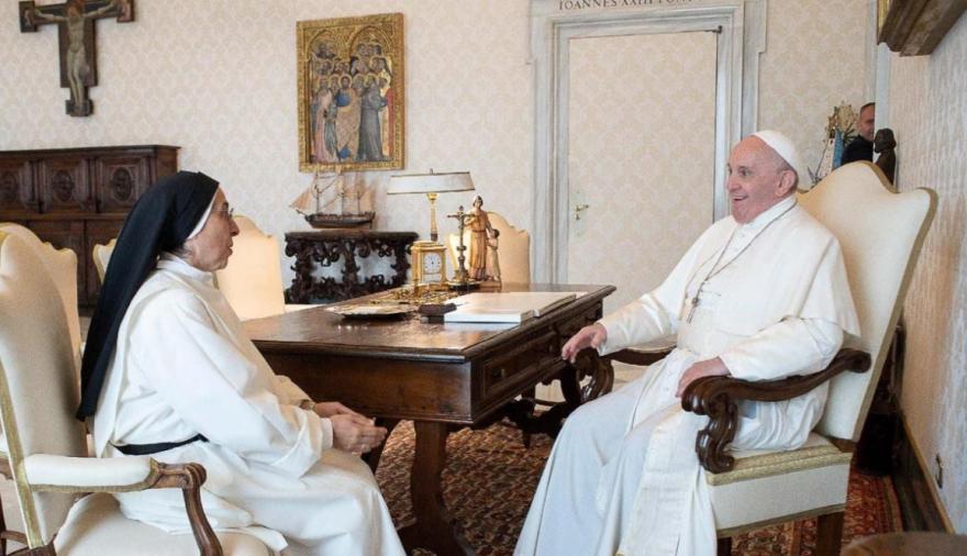 Una amiga del Papa negó la cercanía de Francisco con el kirchnerismo