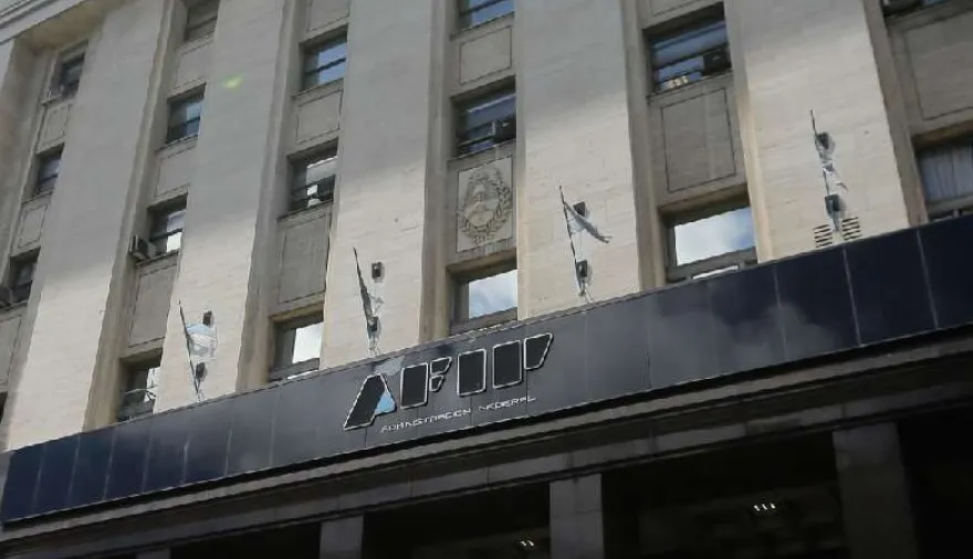La recaudación crece, pero no avanza