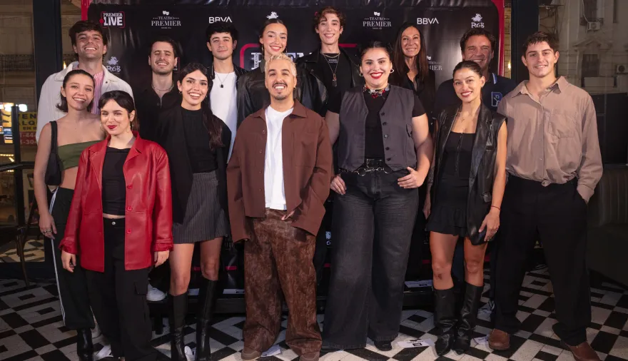 Los influencers se adueñan del teatro Premier