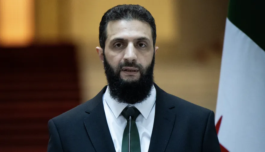 Trump decide levantar las sanciones a Siria y concede 45 minutos a Ahmed al-Sharaa en Riad