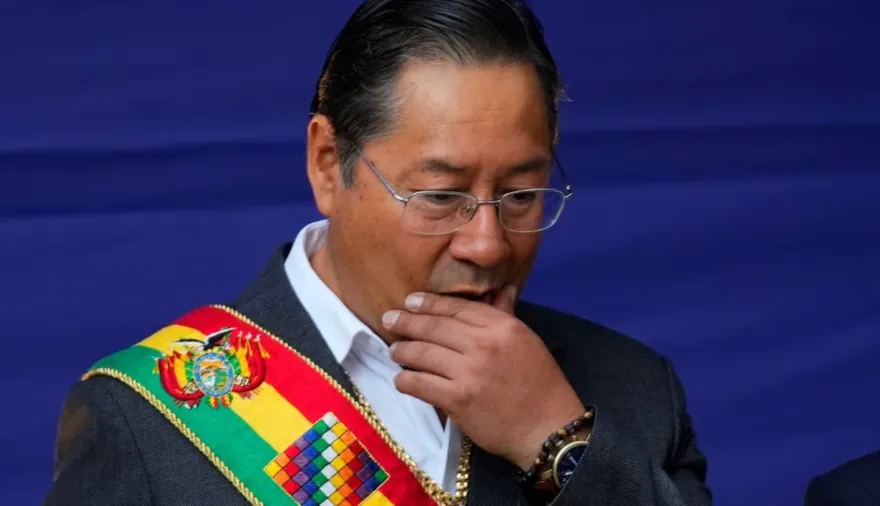 Bolivia en crisis: Luis Arce enfrenta el desplome industrial por el dólar paralelo