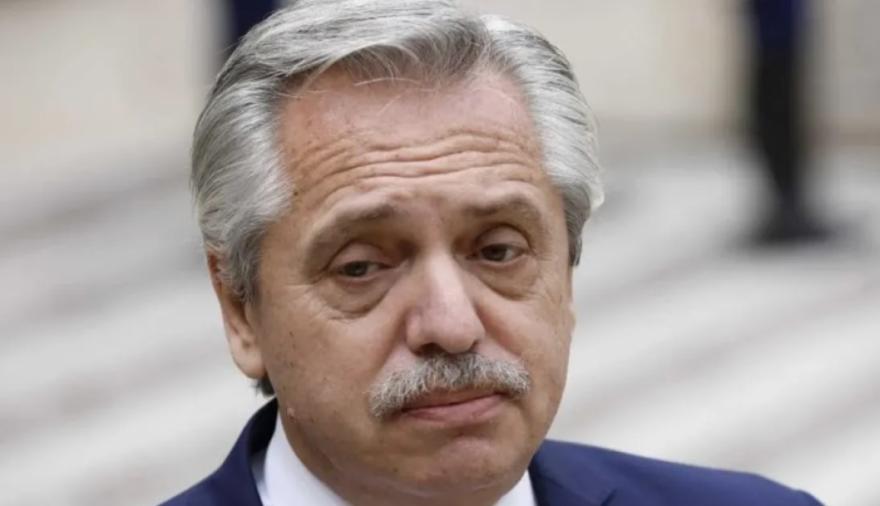 Alberto Fernández cada vez más complicado por los negociados con brokers