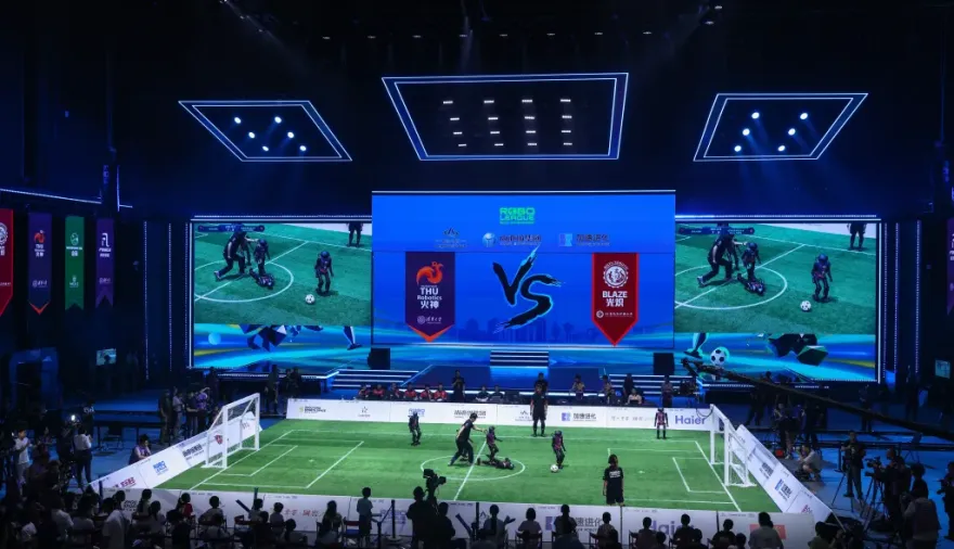 RoBoLeague: el innovador mundial de fútbol con robots en China