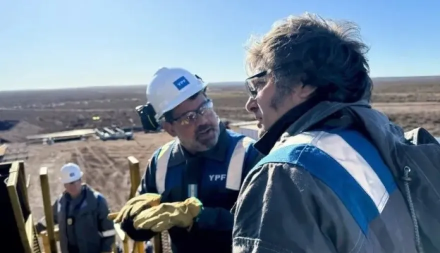 Fallo adverso por la expropiación de YPF: Milei anunció que apelará y cargó contra Kicillof