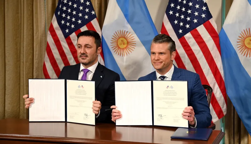 Petri selló un acuerdo estratégico con Estados Unidos: ciberdefensa y frontera terrestre