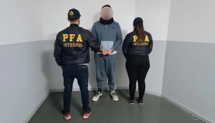 Un panameño que lavó más de 11 millones de dólares y escapó de su país estaba viviendo en un country de Luján