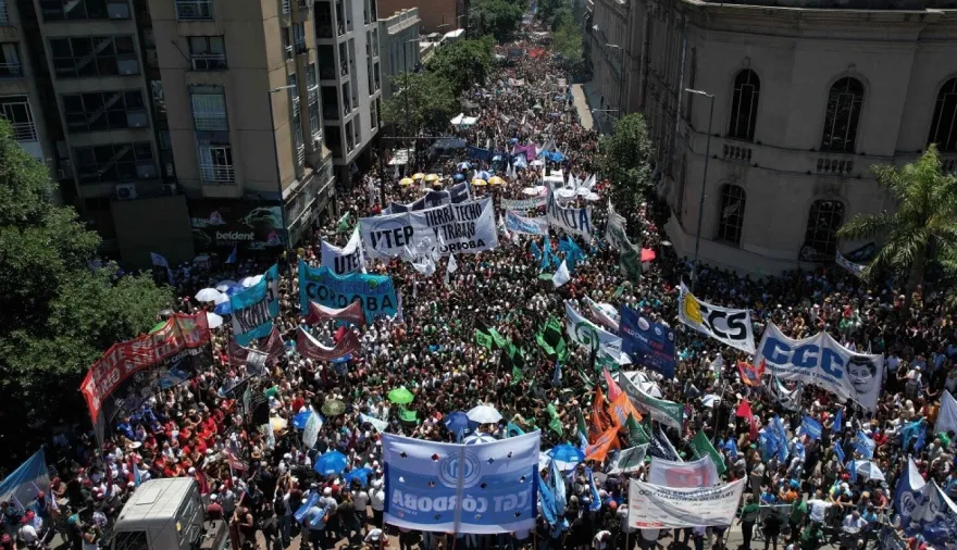 Bajaron los paros laborales: cayó 10% la conflictividad en junio según el Gobierno