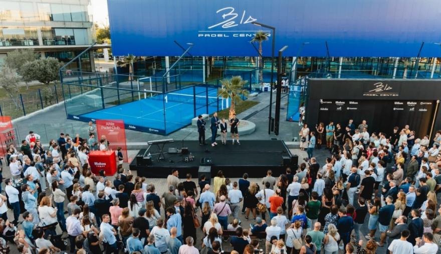 Belasteguín inauguró su club de pádel en Barcelona junto a Colapinto, Nalbandian y Cambiasso