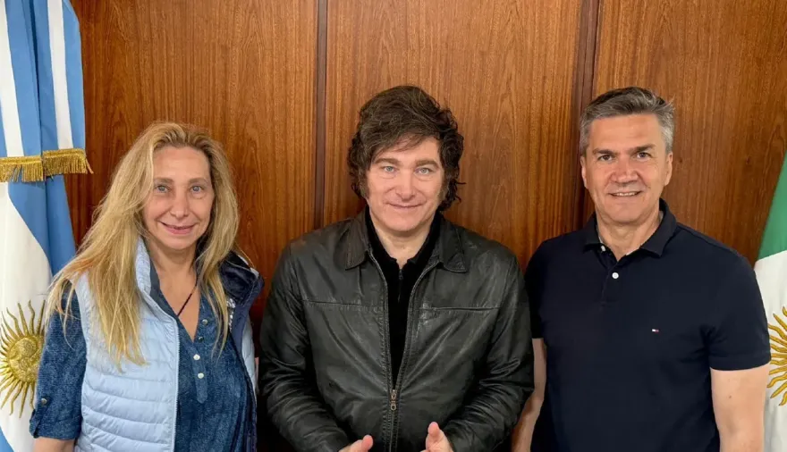 Javier Milei encabezó un acto en Chaco y luego se reunió con Virginia Gallardo en Corrientes