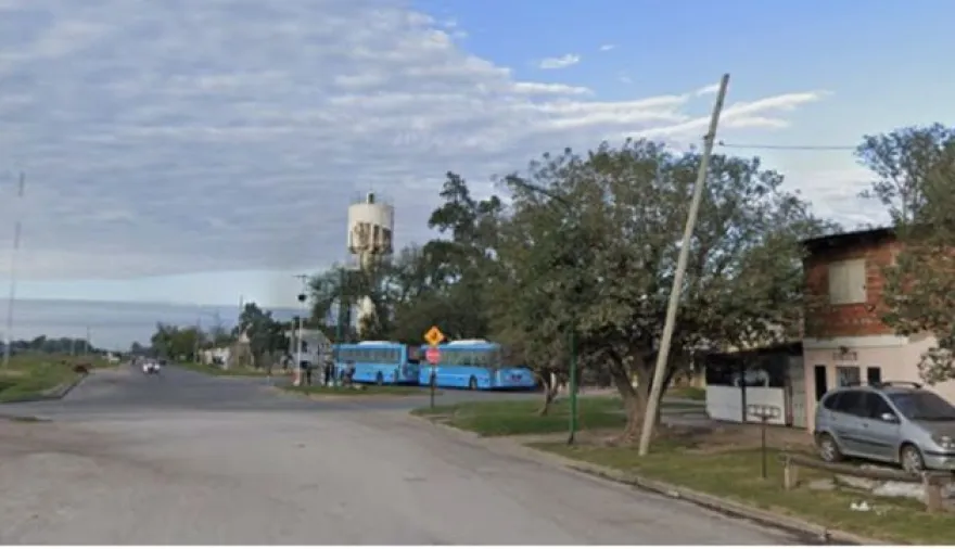 Crimen en Pérez: interceptaron a un motociclista y lo mataron de al menos tres disparos