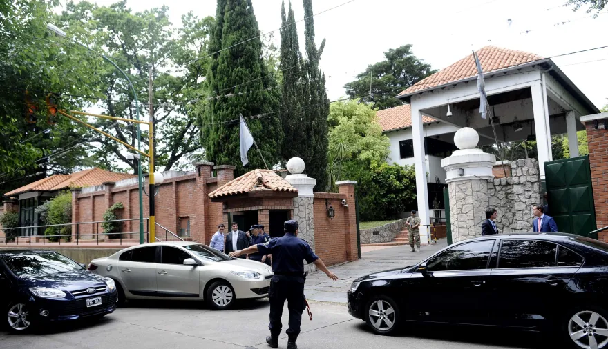 Hallaron muerto a un soldado en la Quinta de Olivos: ya fue identificado