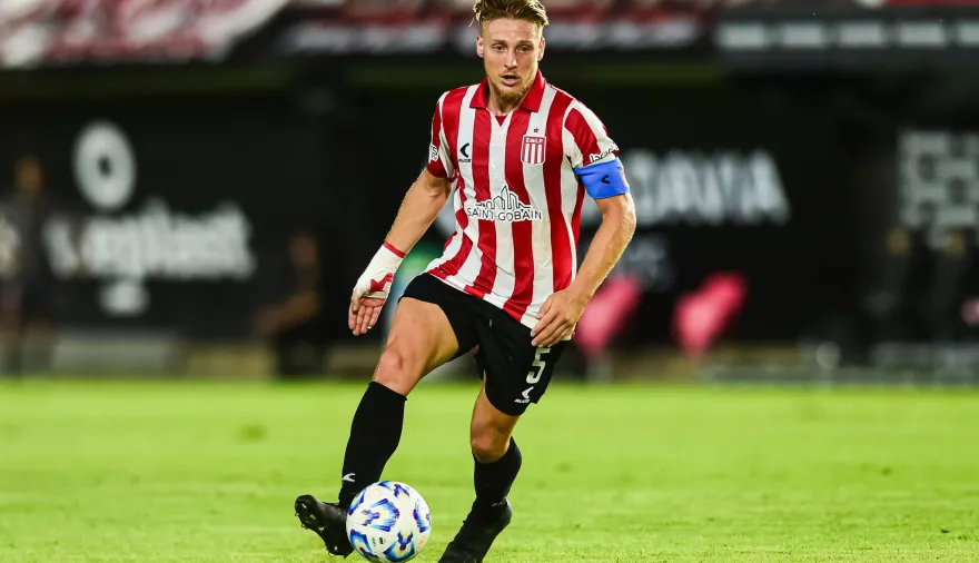 Santiago Ascacibar, figura y capitán de Estudiantes, en la mira de River y Boca