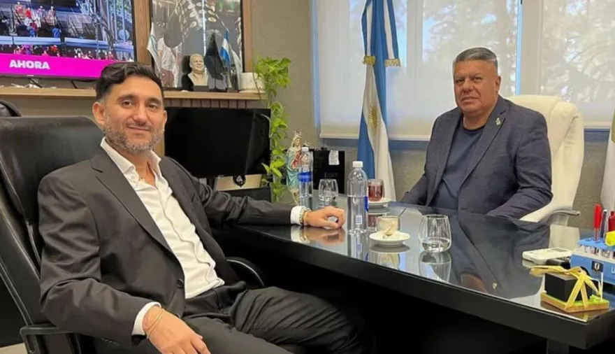 Allanamiento en la casa de la madre de Vallejos: qué buscan sobre Sur Finanzas y dólares