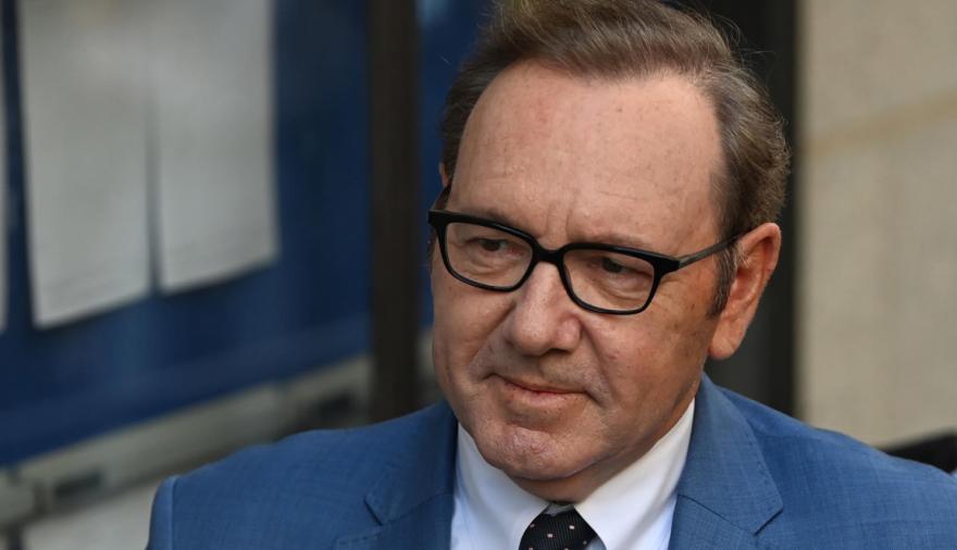 Kevin Spacey regresa a la actuación en una serie tras su despido de House of Cards